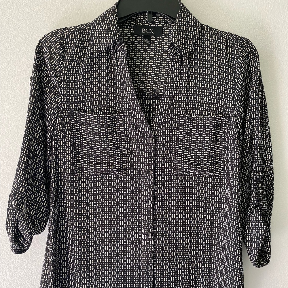 BCX Monochrome Geometric Blouse